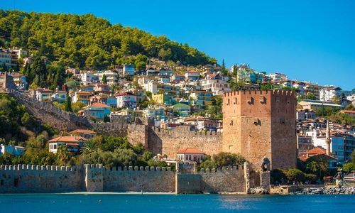 دبي - أنطاليا