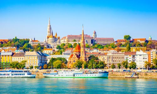 دبي - بودابست